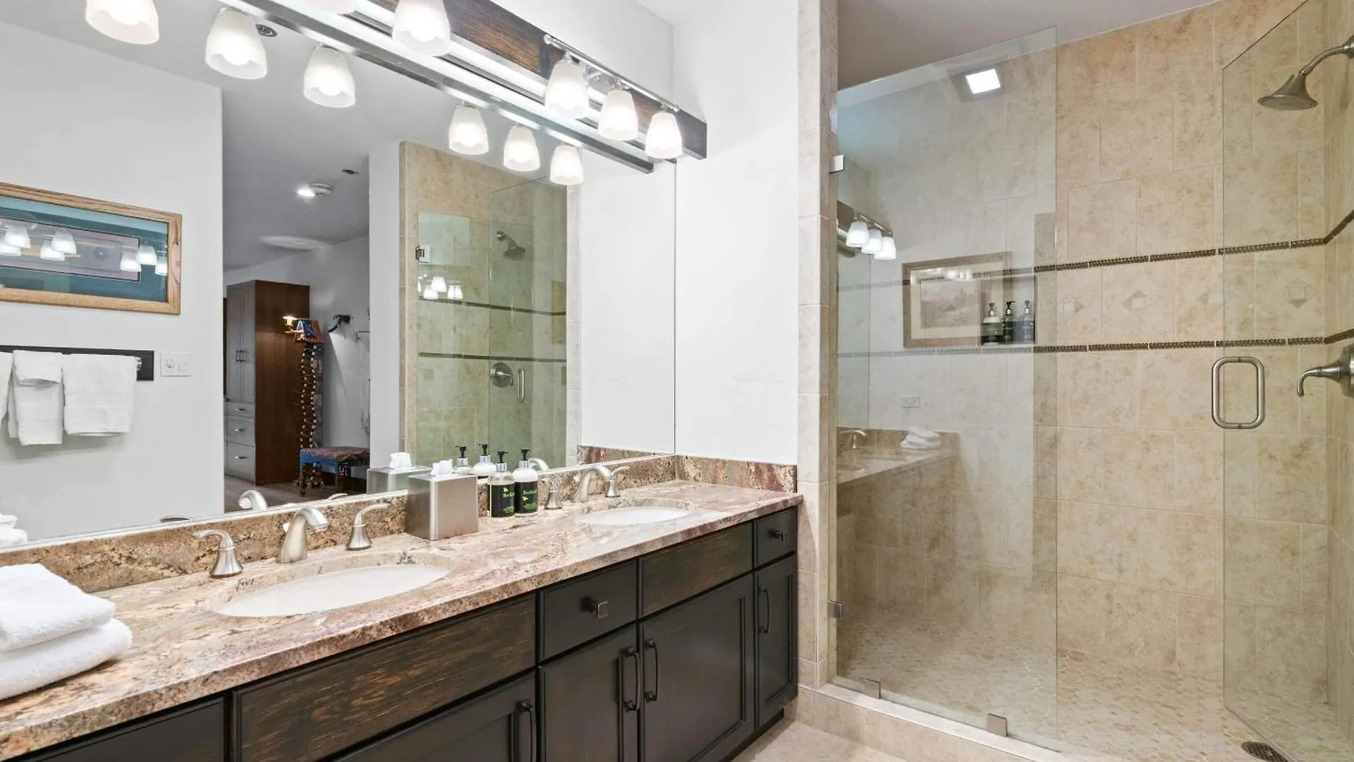 Apartment Kiva 227 By East West Hospitality