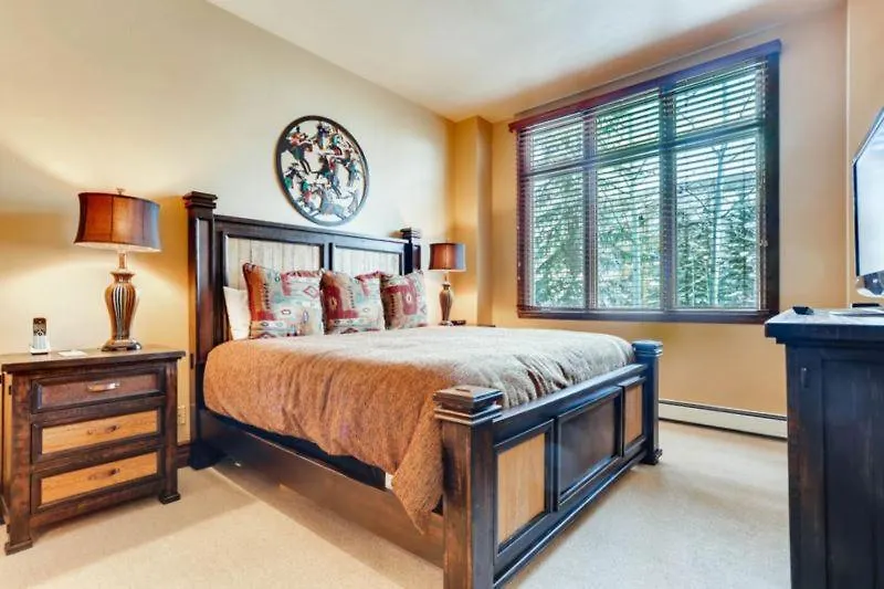 Highlands Westview 303 By East West Hospitality *