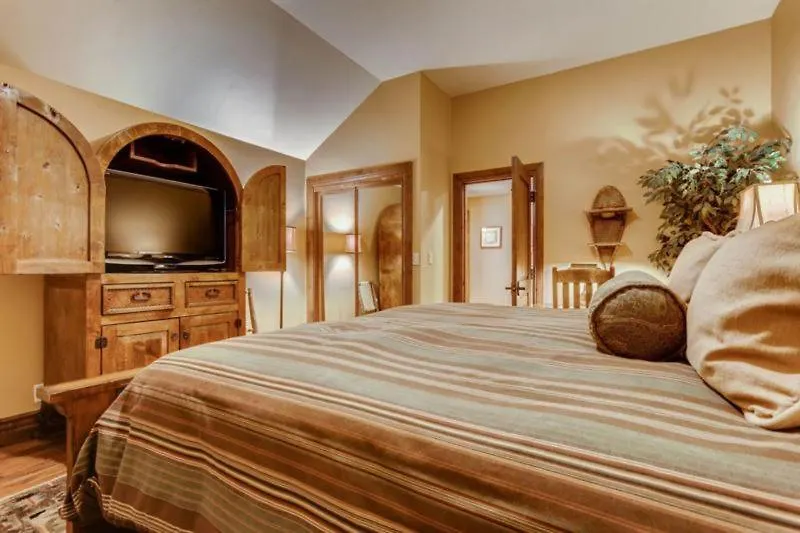 Highlands Westview 303 By East West Hospitality Apartment