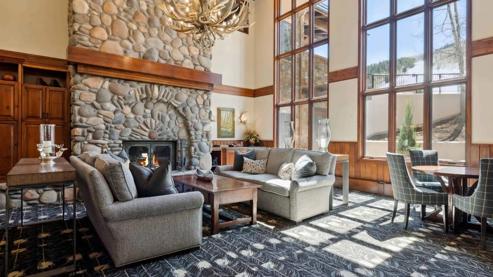 Highlands Slopeside 505 By East West Hospitality * Beaver Creek