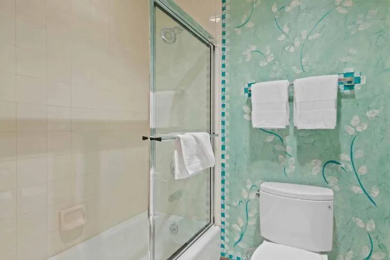 Highlands 401 By East West Hospitality *