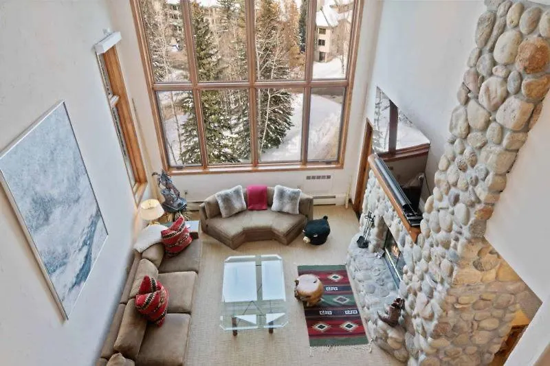 Highlands 401 By East West Hospitality Apartment *