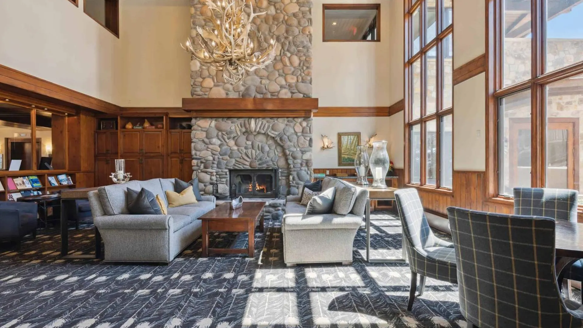 Highlands 401 By East West Hospitality Beaver Creek