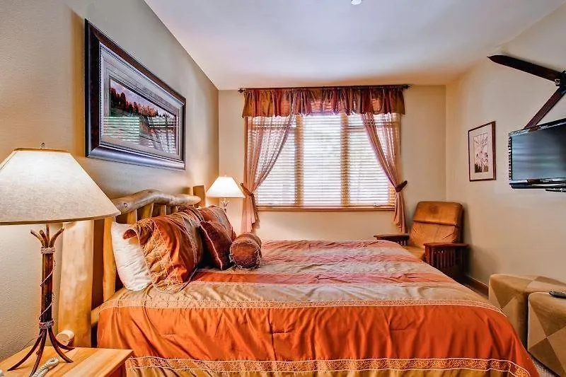 Apartment Highlands Westview 105 By East West Hospitality