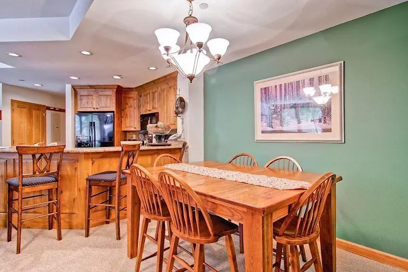Apartment Highlands Westview 105 By East West Hospitality