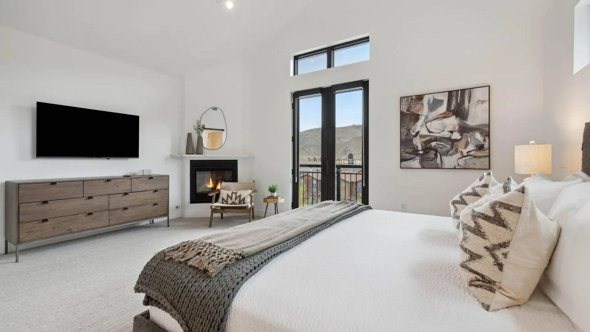 Apartment Frontgate Townhome 01 By East West Hospitality *