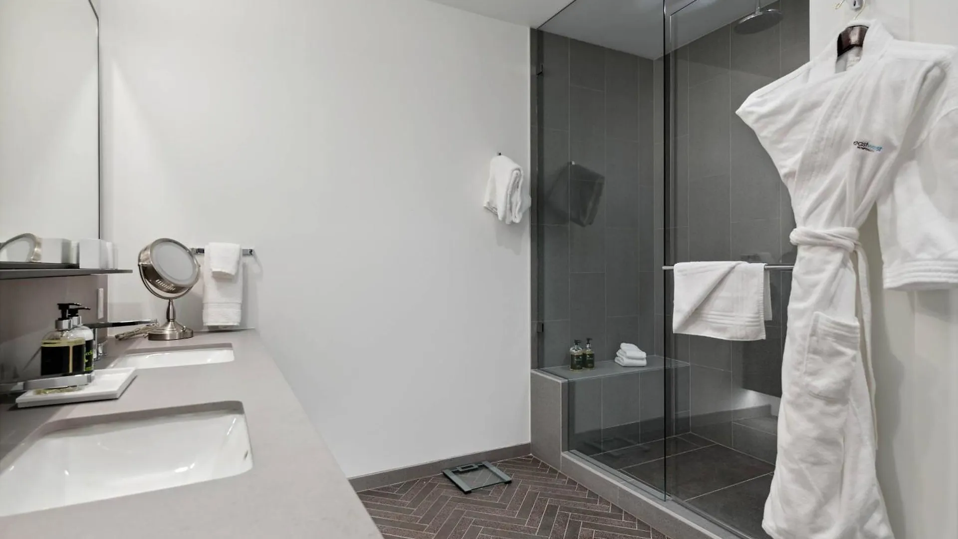 Apartment Frontgate 415 By East West Hospitality *