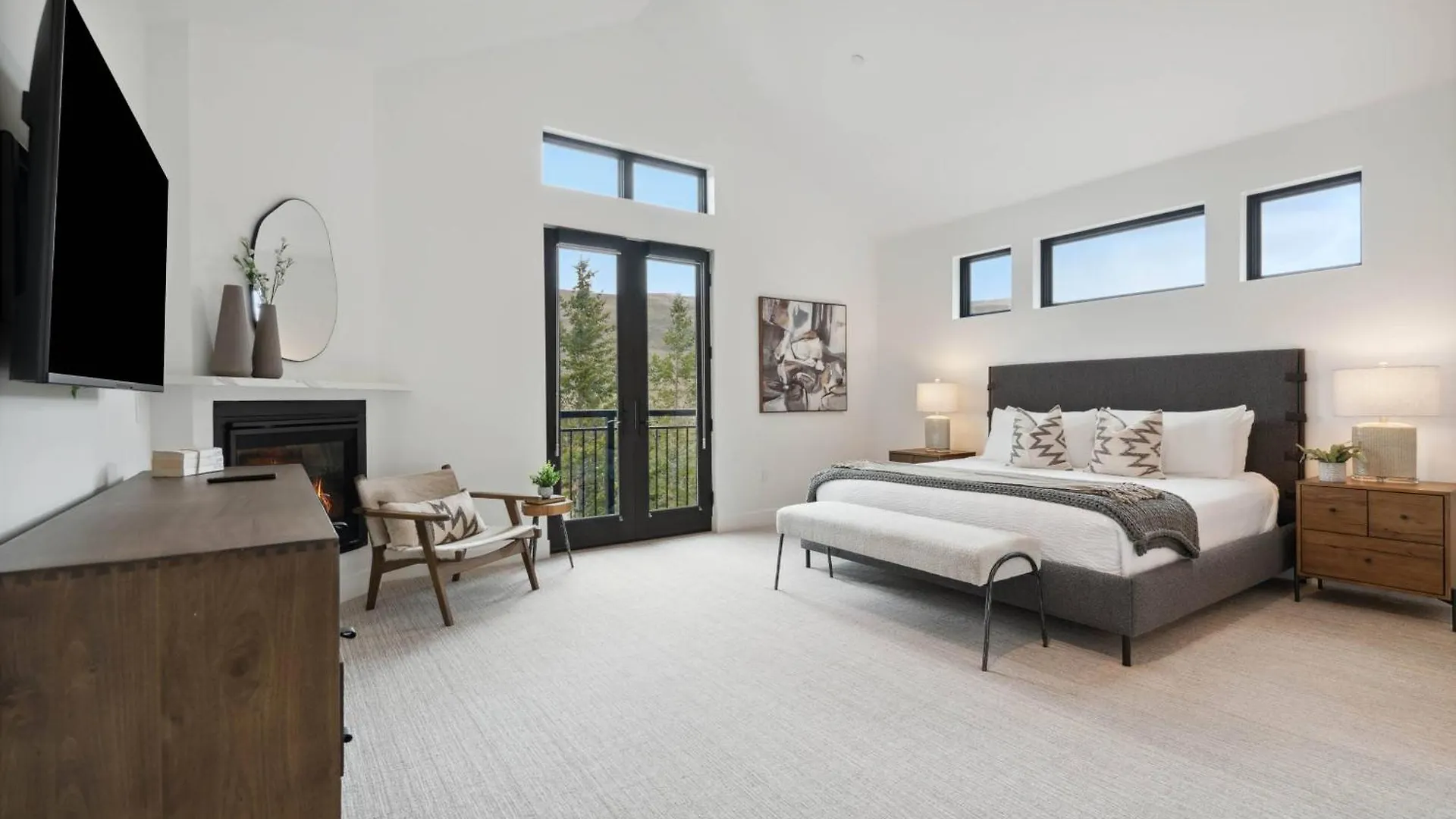 Frontgate Townhome 01 By East West Hospitality