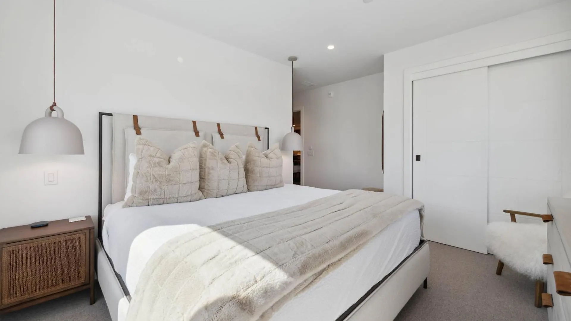 Frontgate 302 By East West Hospitality Apartment *