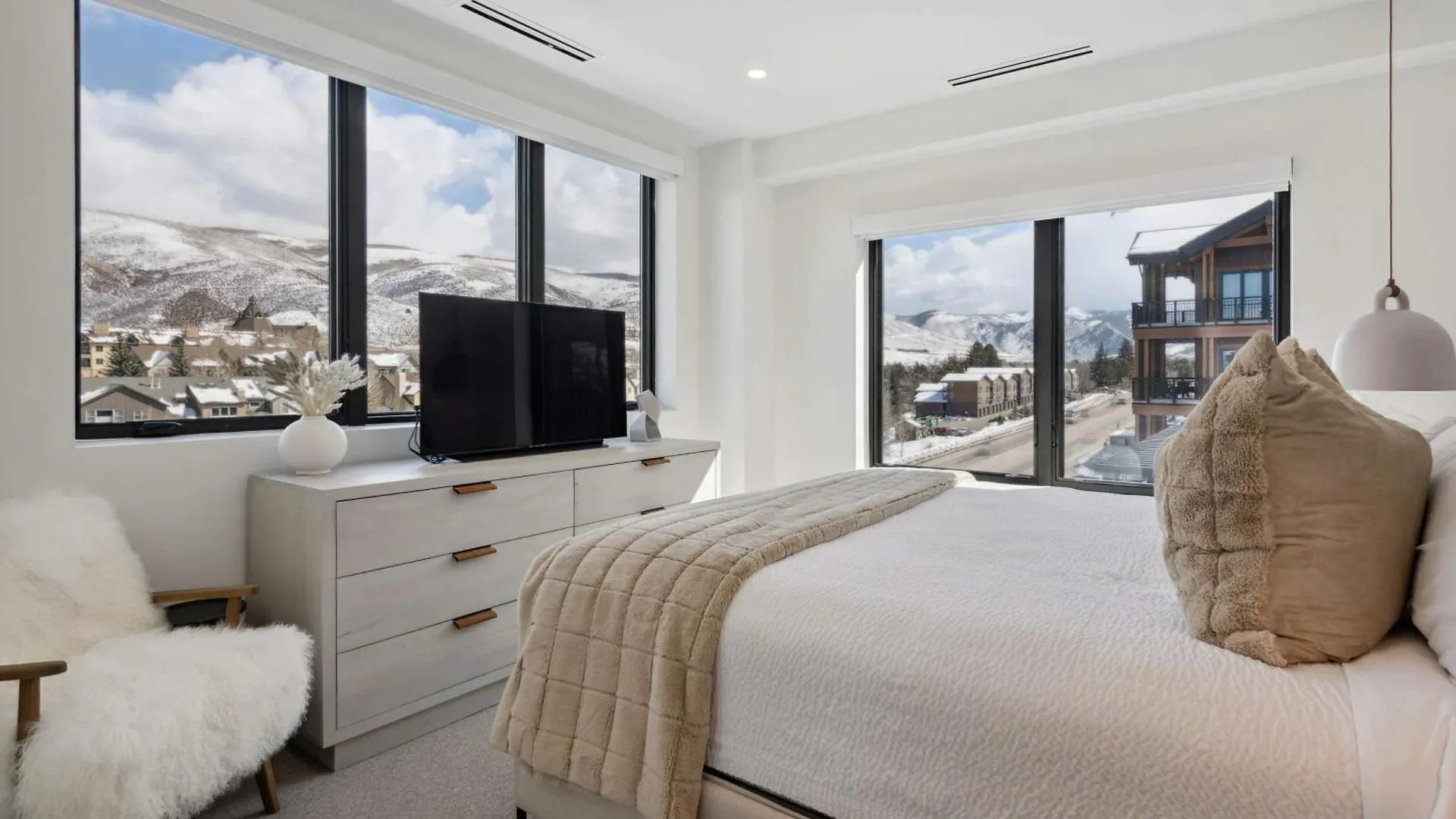 Frontgate 302 By East West Hospitality Apartment