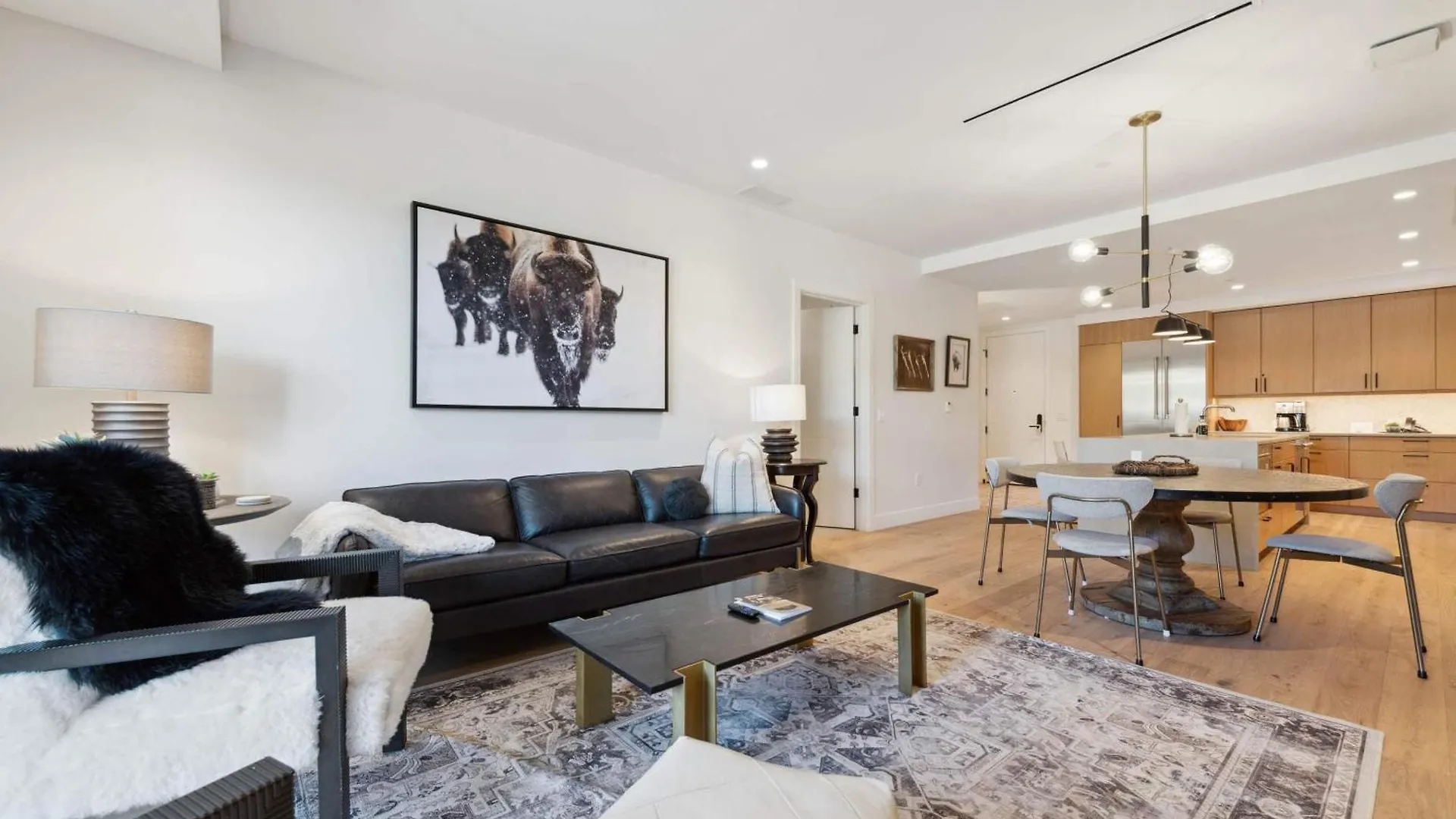 Frontgate 210 By East West Hospitality Apartment Beaver Creek