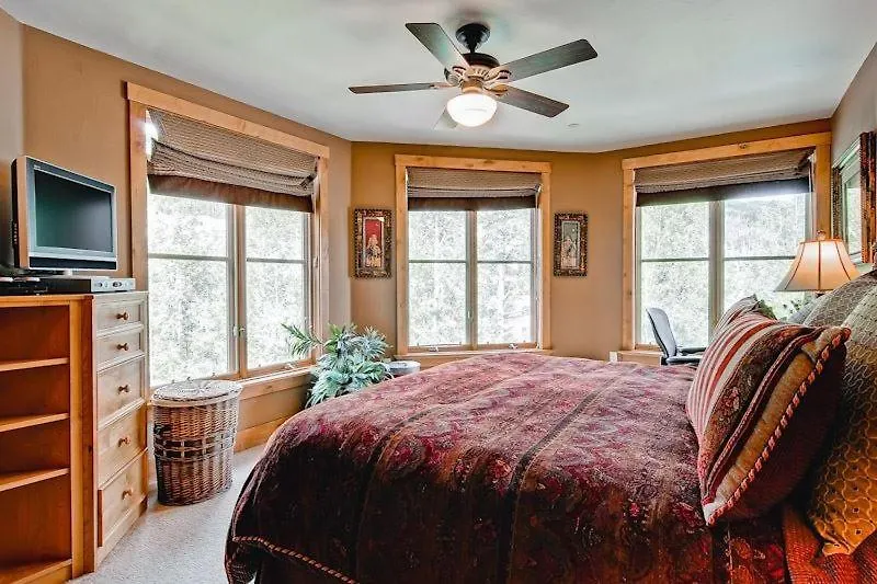 Apartment Montane 210 By East West Hospitality Beaver Creek