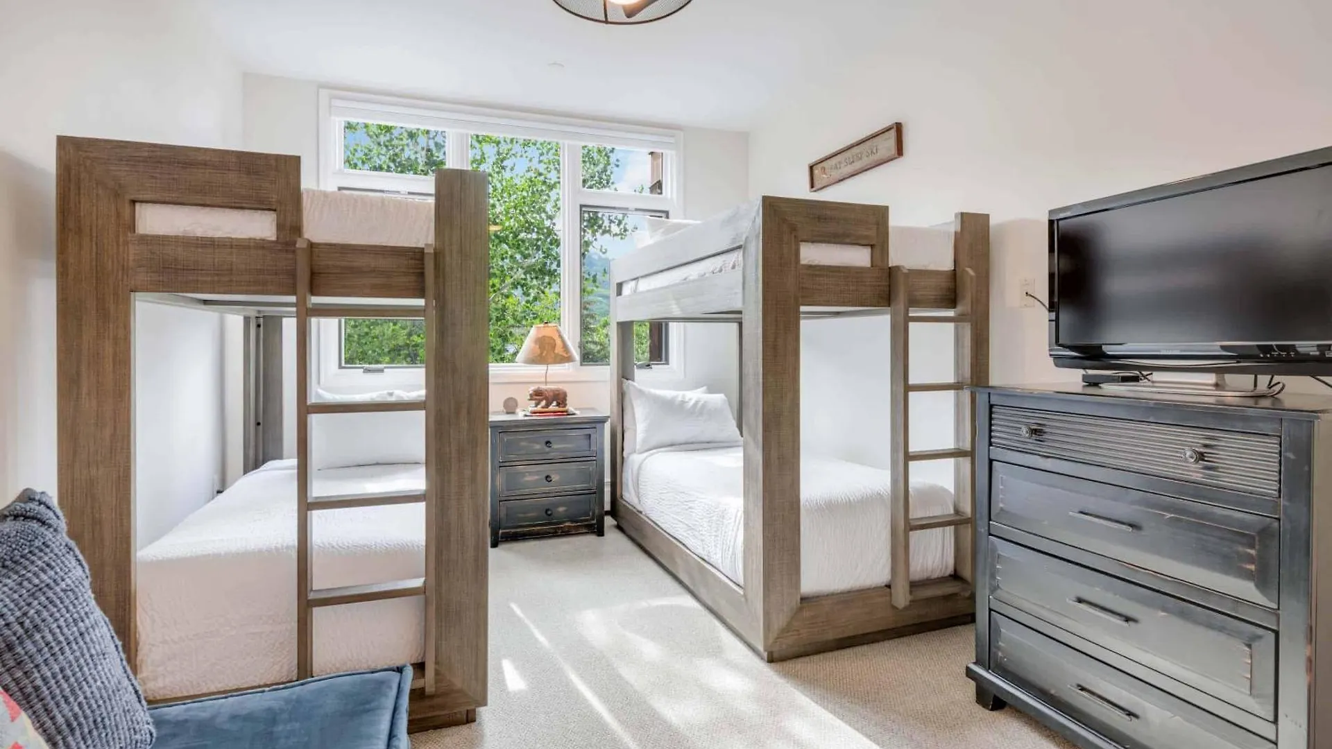 Apartment Highlands 307 By East West Hospitality *