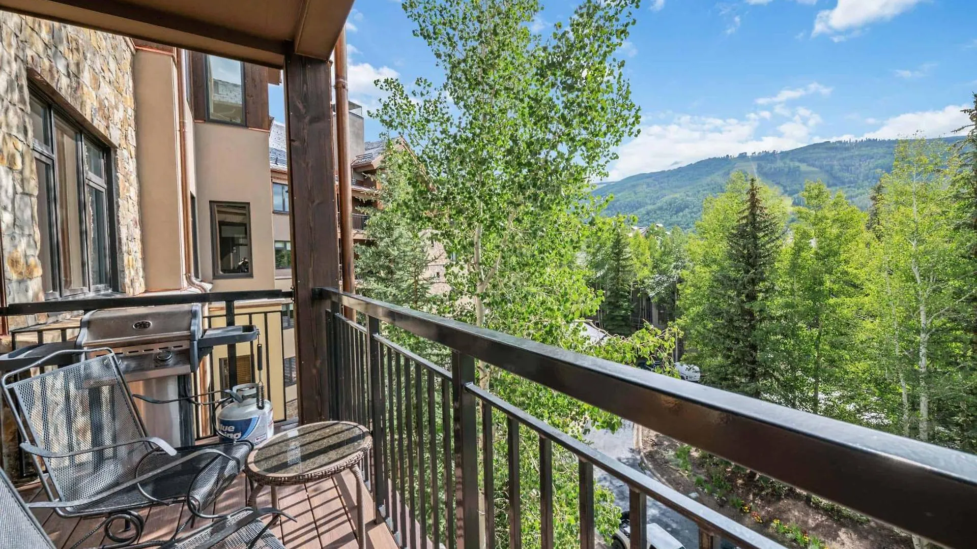 Highlands 307 By East West Hospitality Apartment