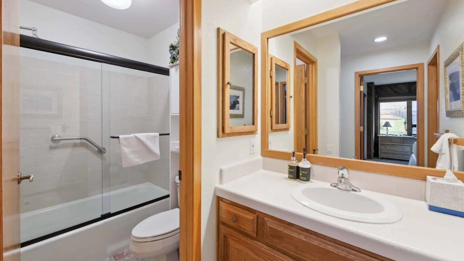 Ridgepoint Townhome 149 By East West Hospitality Apartment *
