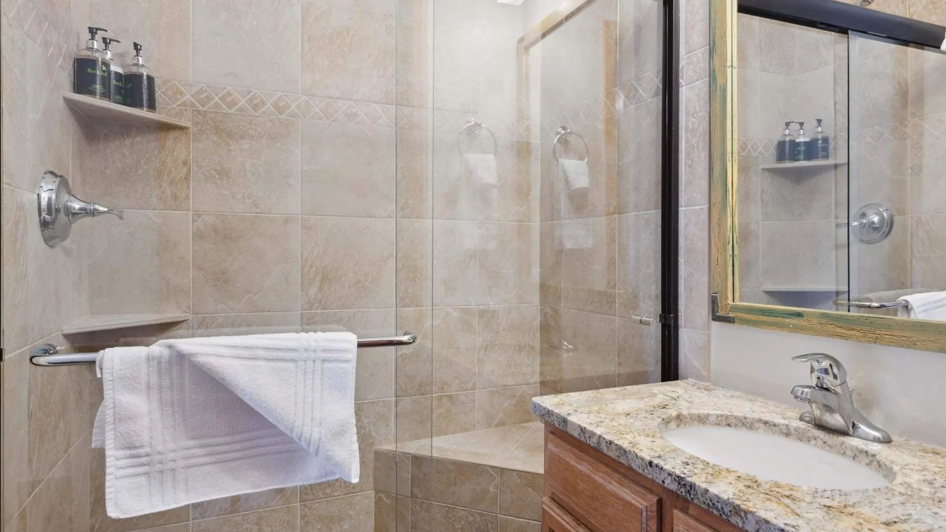 Ridgepoint Townhome 149 By East West Hospitality
