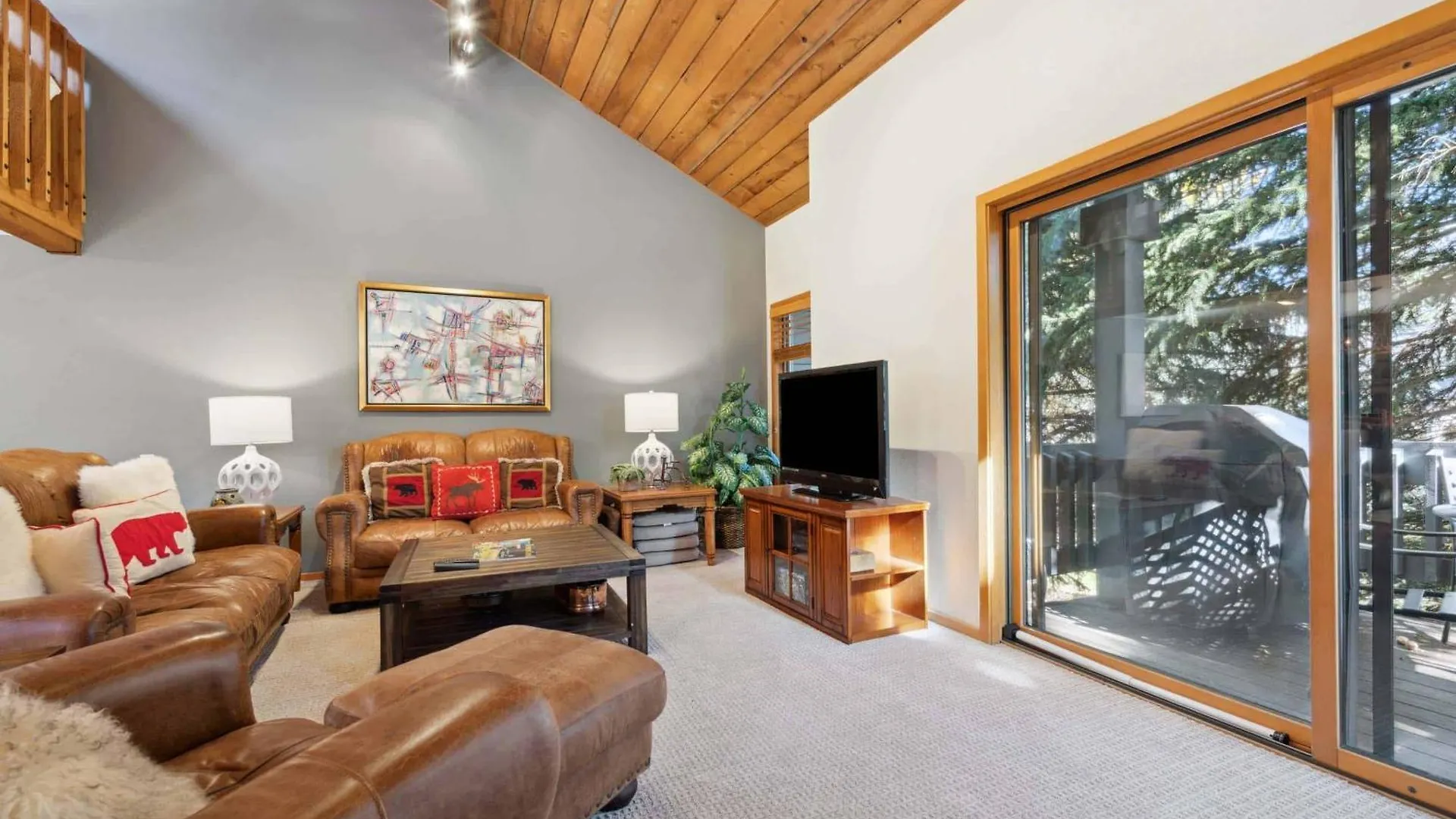 Ridgepoint Townhome 149 By East West Hospitality Beaver Creek