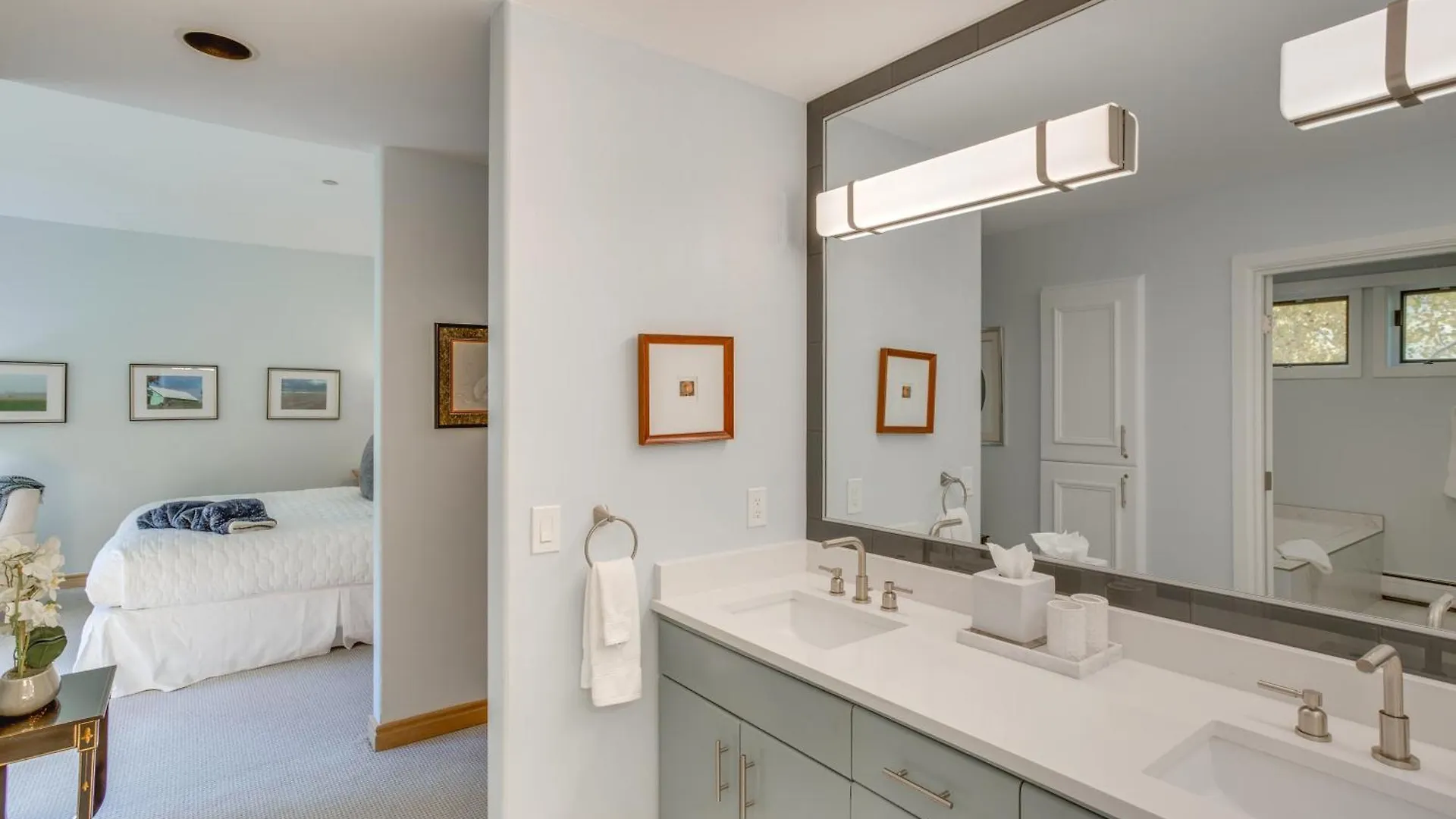Luxury True Ski-inandski-out Apartment! Apartment *