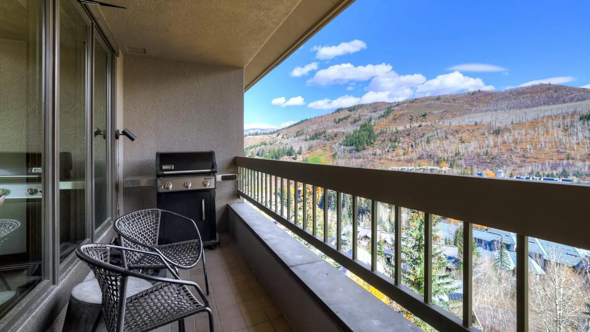 Resort The Pines Lodge, A Rockresort 4*