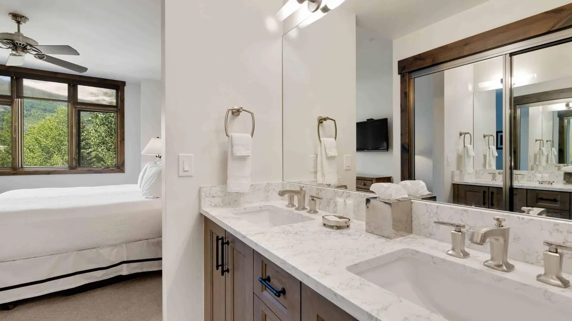 Apartment Highlands 305 By East West Hospitality