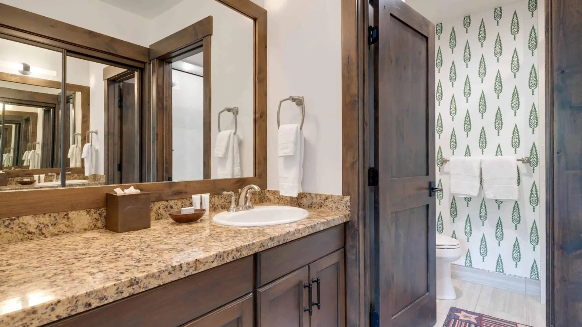Apartment Highlands 305 By East West Hospitality
