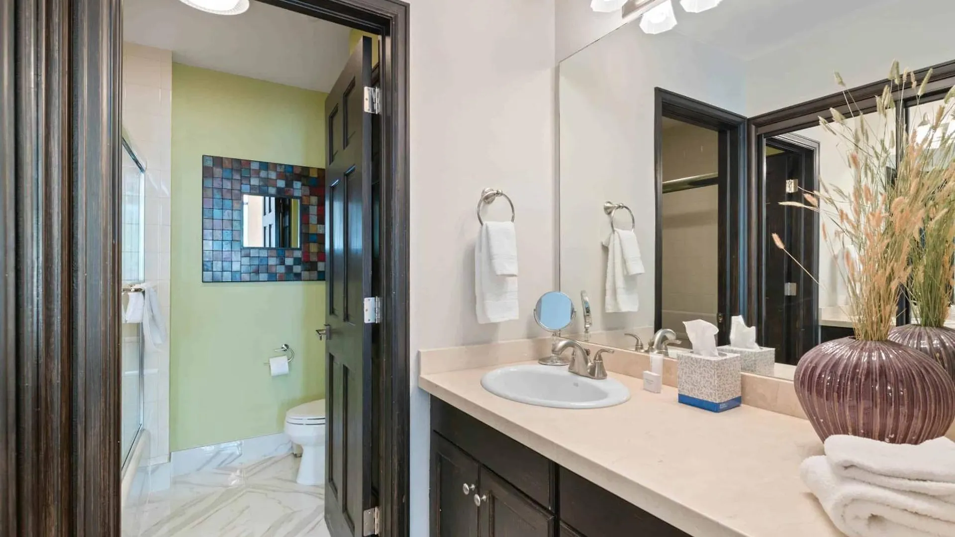 Highlands 300 By East West Hospitality Apartment