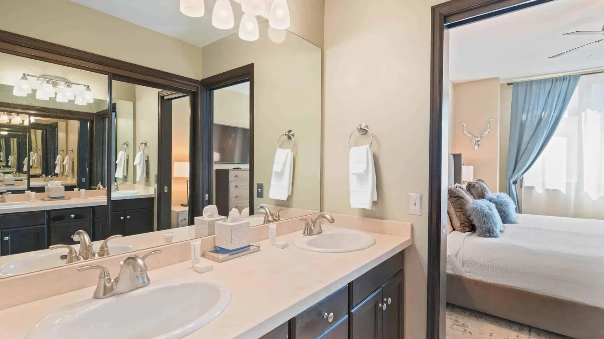 Highlands 300 By East West Hospitality * Beaver Creek
