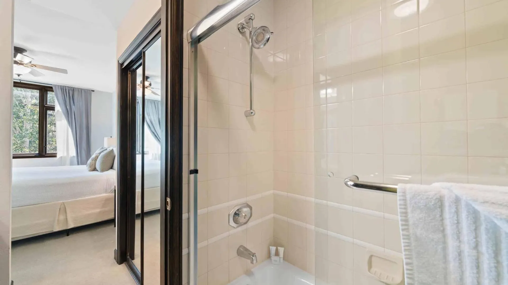 Apartment Highlands 300 By East West Hospitality