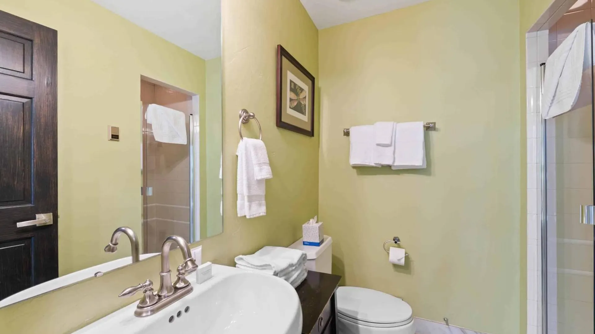 Apartment Highlands 300 By East West Hospitality *