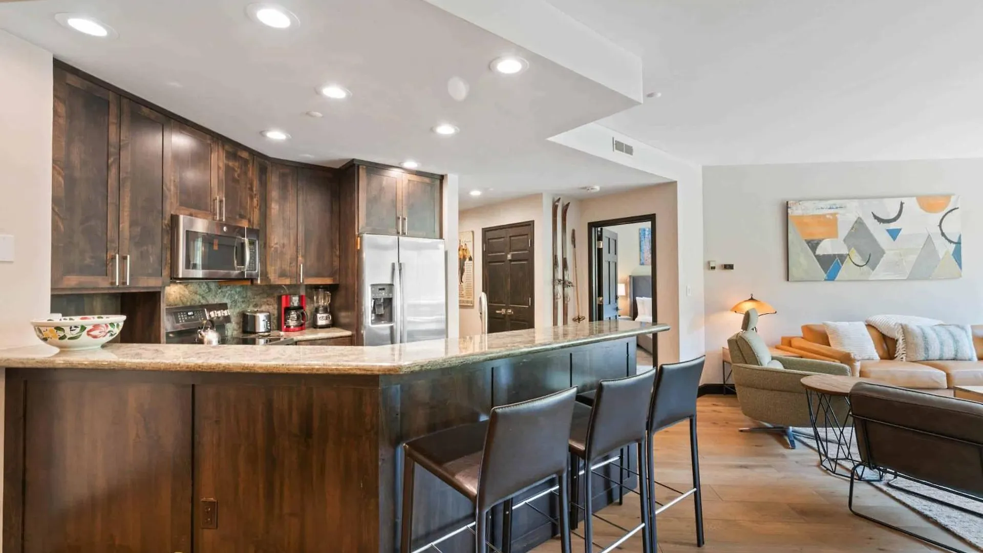 Highlands 300 By East West Hospitality Apartment Beaver Creek