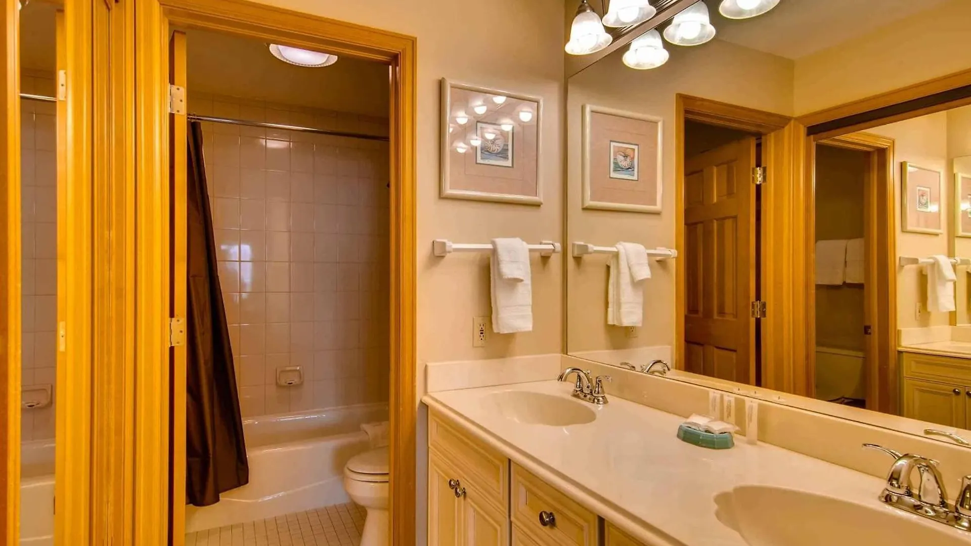 Highlands 201 By East West Hospitality Apartment *