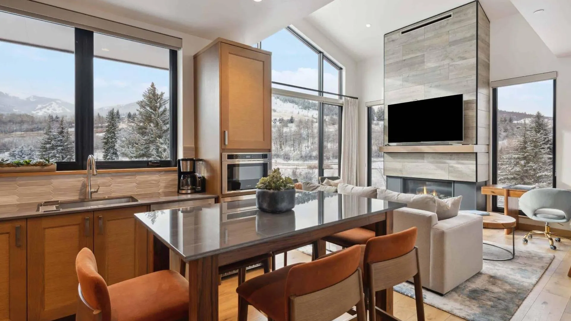 Apartment Riverfront 308 By East West Hospitality