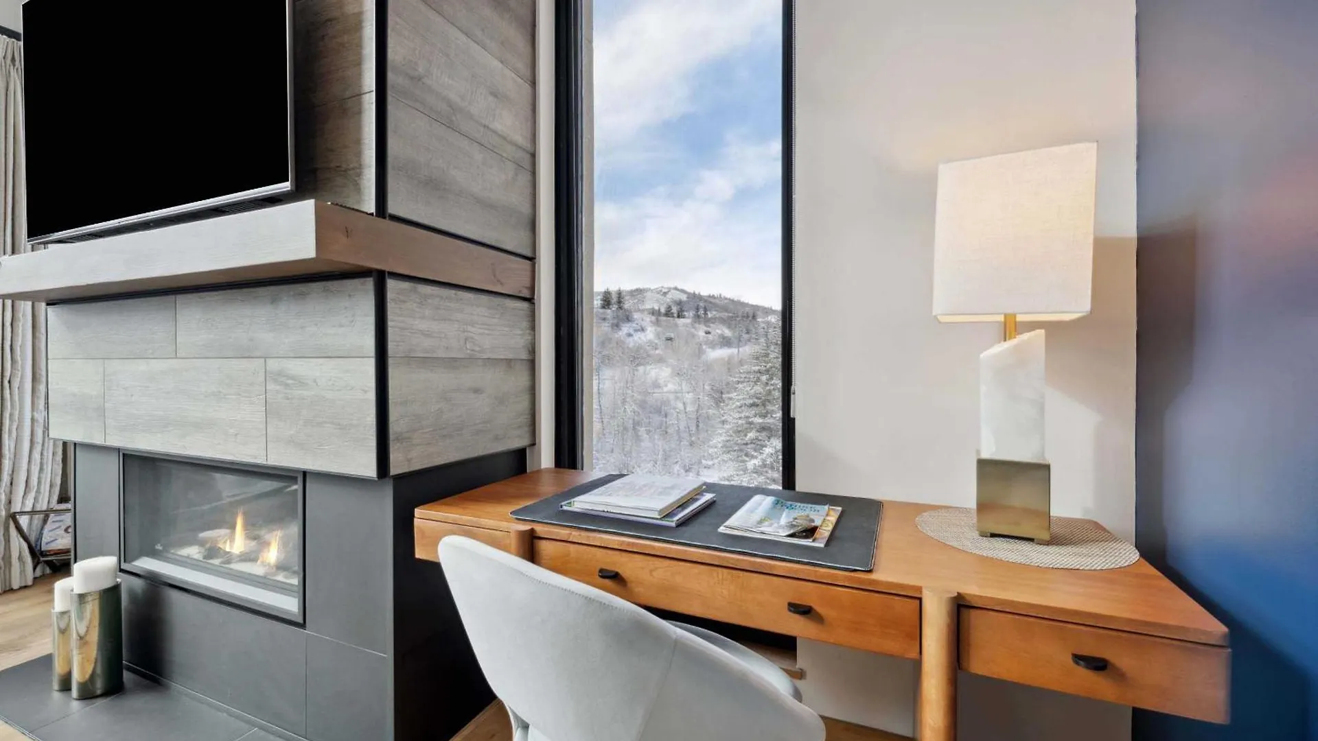 Riverfront 308 By East West Hospitality *