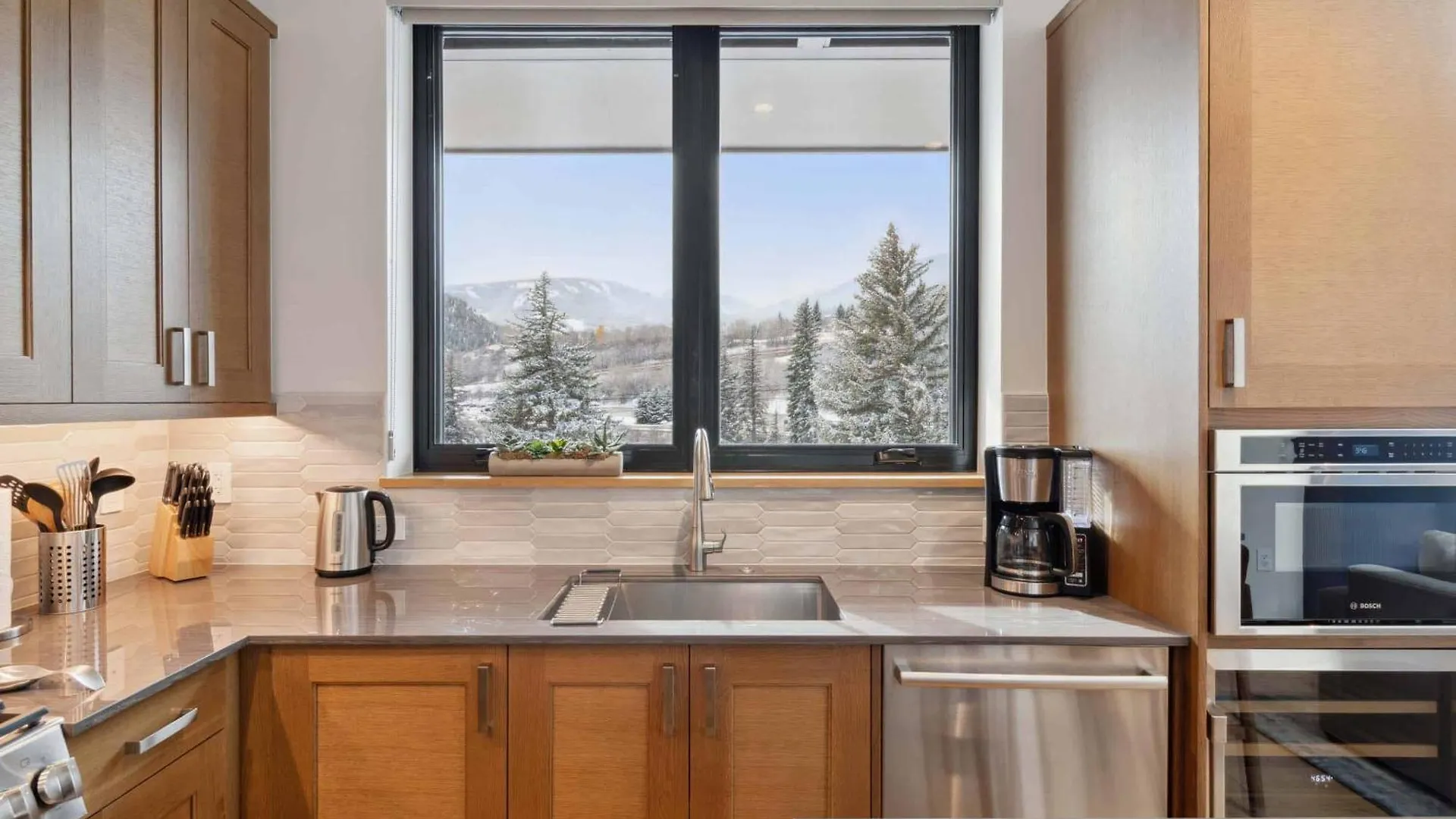 Riverfront 308 By East West Hospitality Apartment *