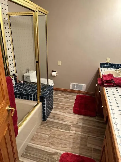 5 Bed With Loft 6ba In And Out Amazing Views