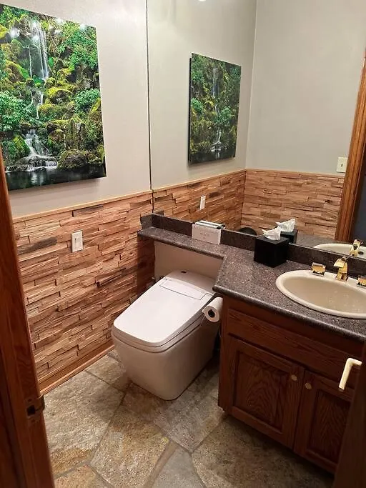 5 Bed With Loft 6ba In And Out Amazing Views