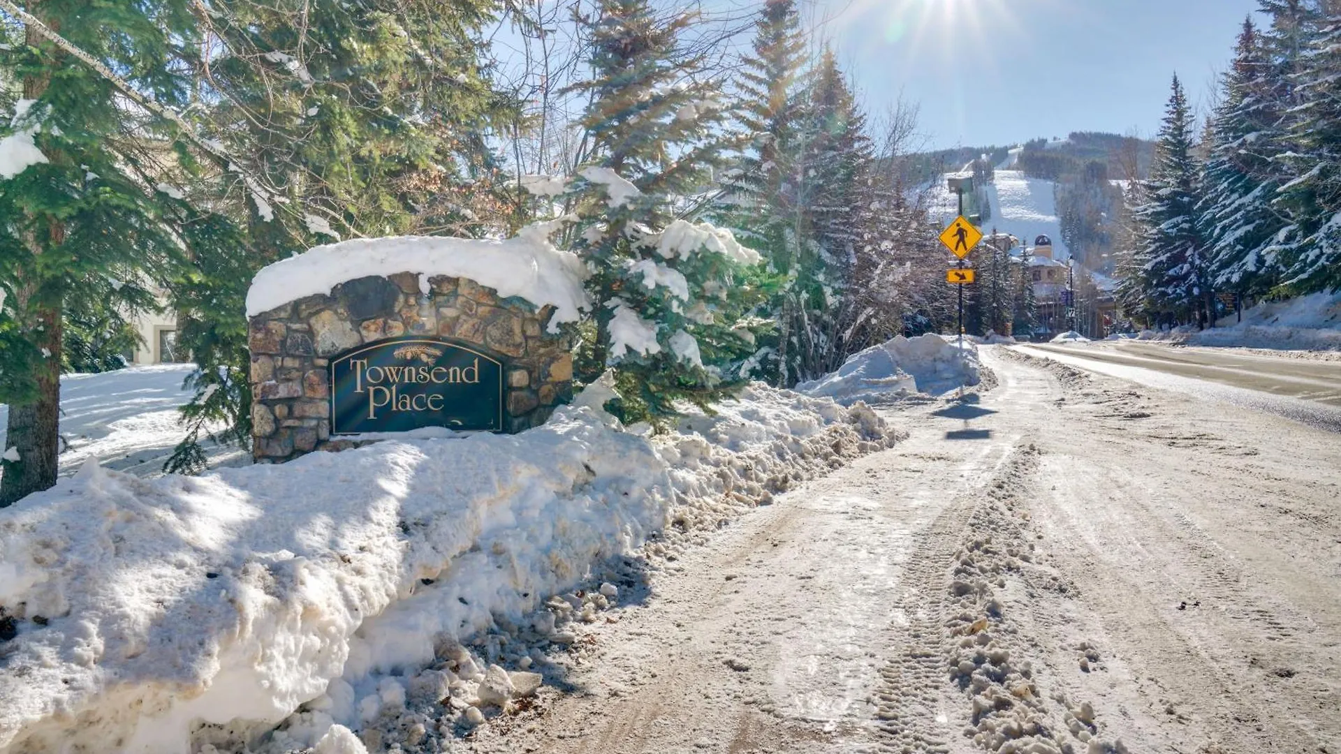 Ski-inandski-out Near Trails *