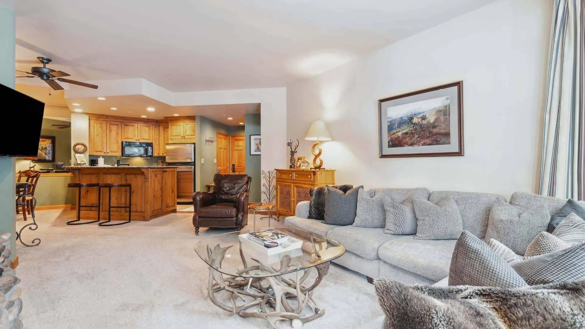 Highlands 106 By East West Hospitality