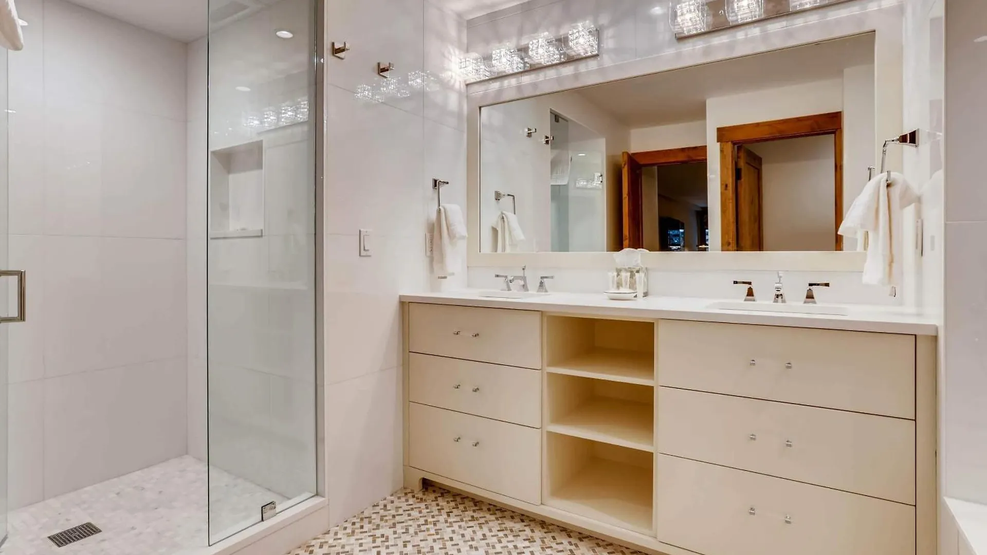 Kiva 126 By East West Hospitality Apartment *
