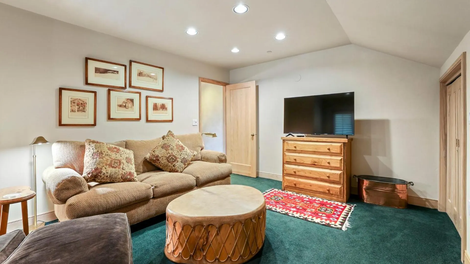 The Pines Lodge, A Rockresort 4*