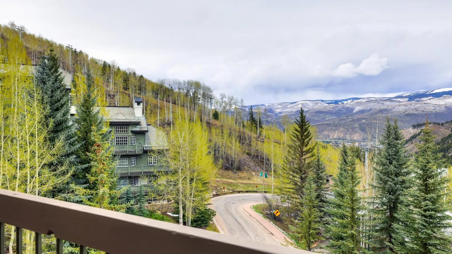 The Pines Lodge, A Rockresort Resort