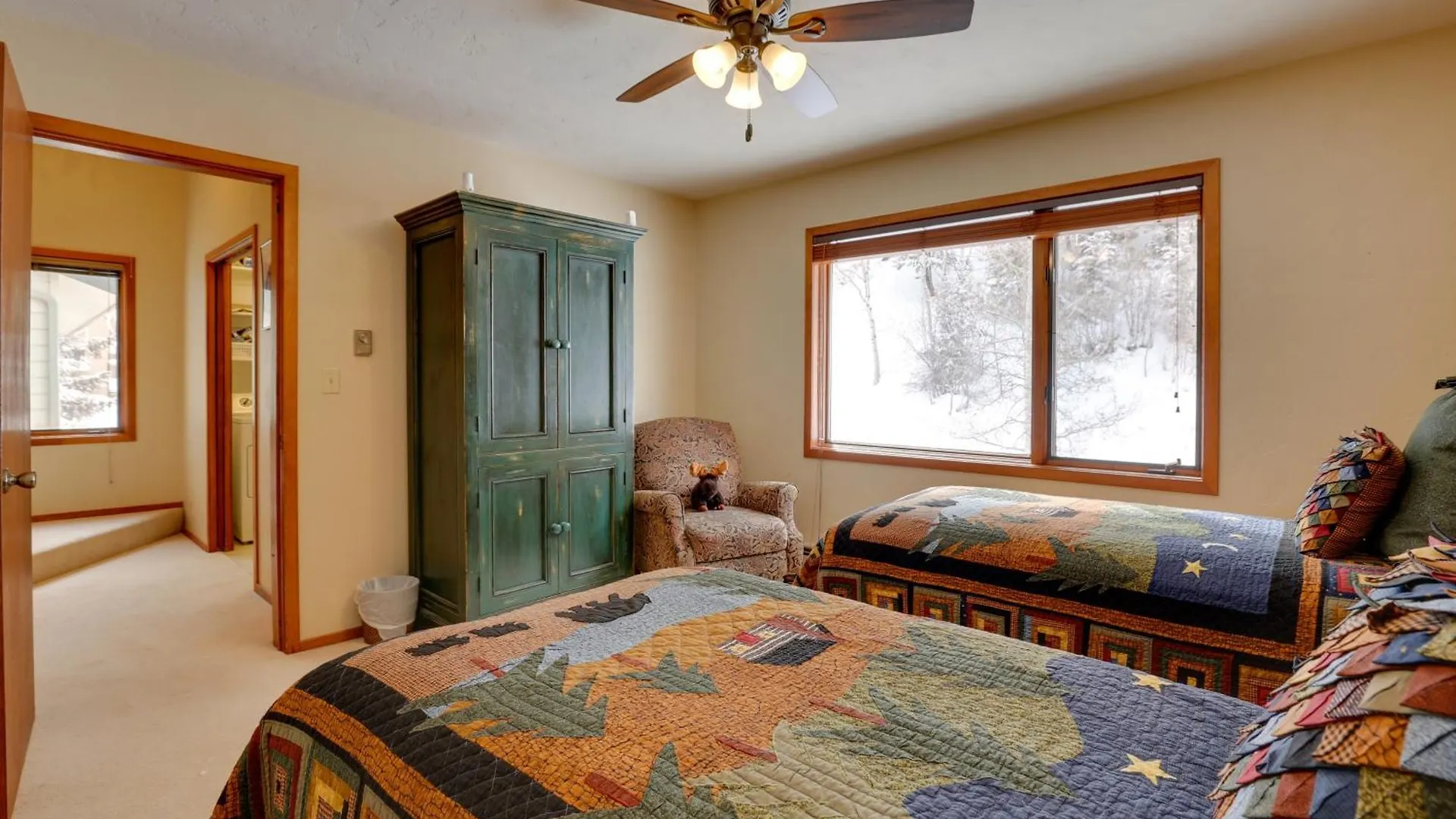 Eclectic Eagle-vail 2 Miles To Holiday home *