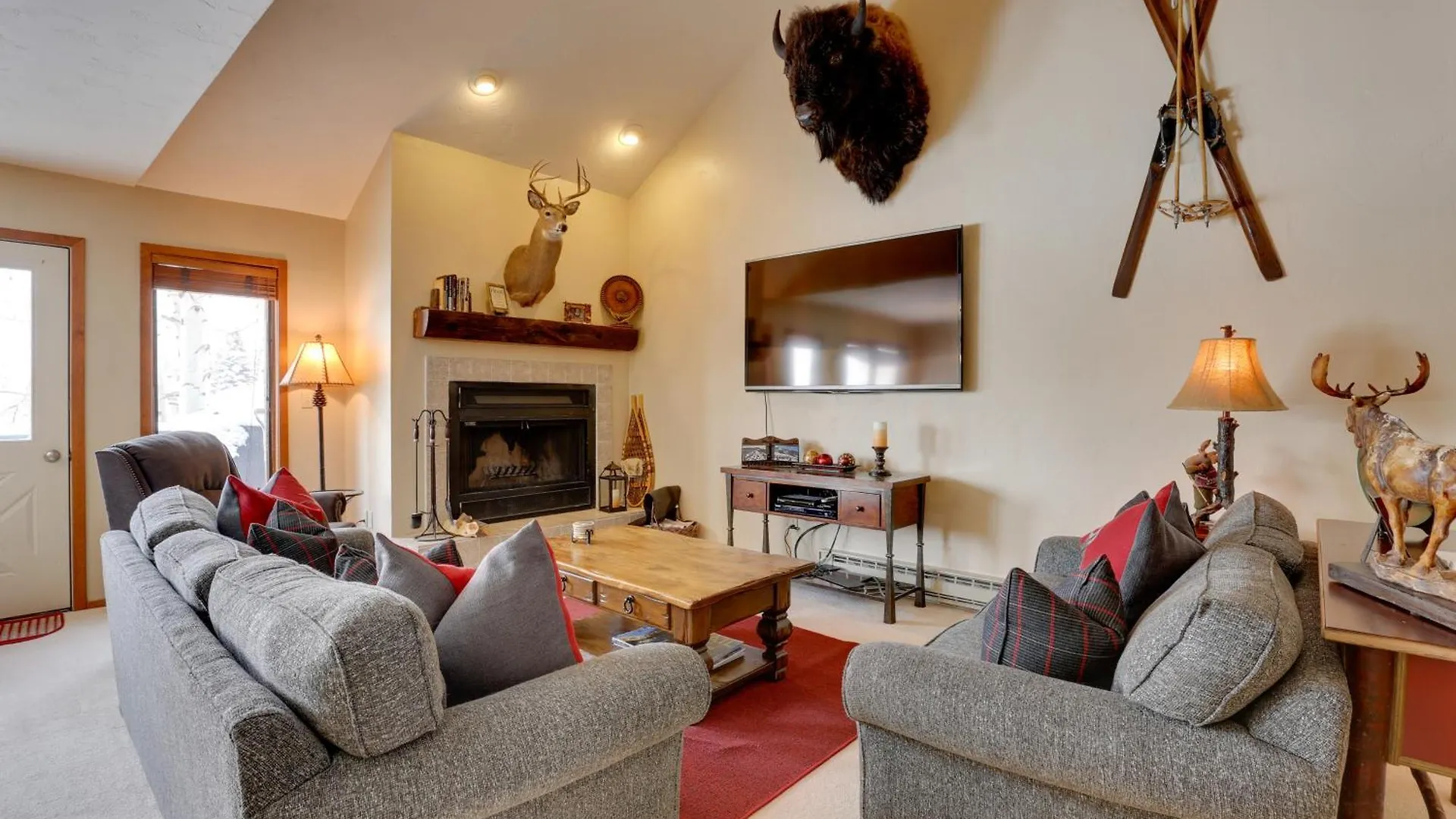 Holiday home Eclectic Eagle-vail 2 Miles To *
