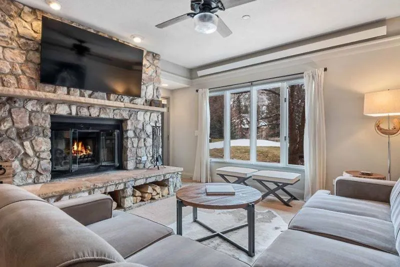 Apartment The Charter At D180 Beaver Creek