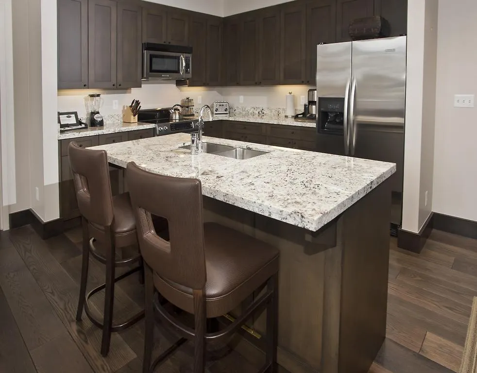 Westin Riverfront Penthouse Apart-hotel 5*