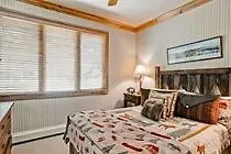 Stonegate Townhomes By East West