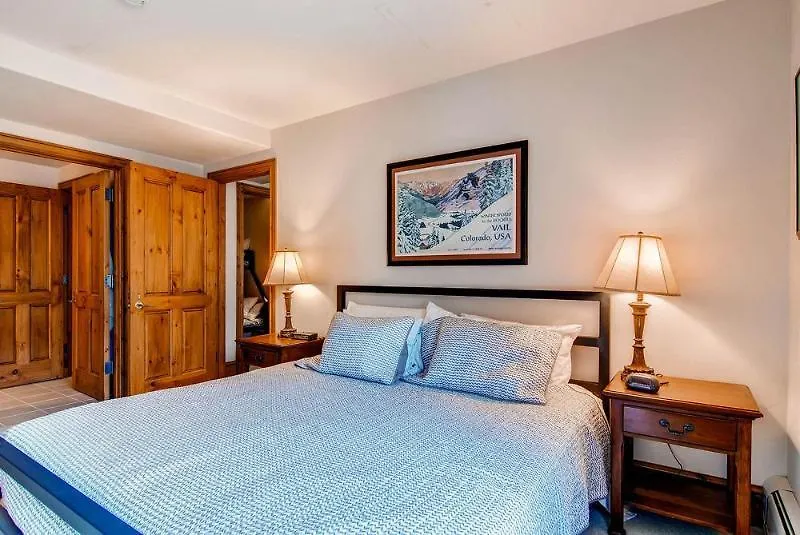 Otel Market Square By East West 4*