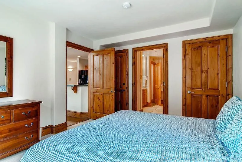 Market Square By East West Otel 4*