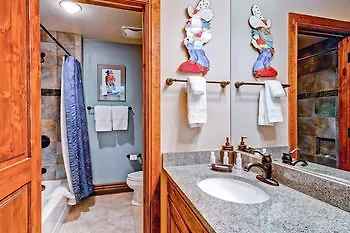 Highlands Area By East West Hospitality Otel Beaver Creek
