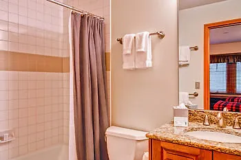 Apartment The Meadows Townhomes By East West Beaver Creek